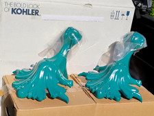 1 CAST IRON Ball claw feet TUB