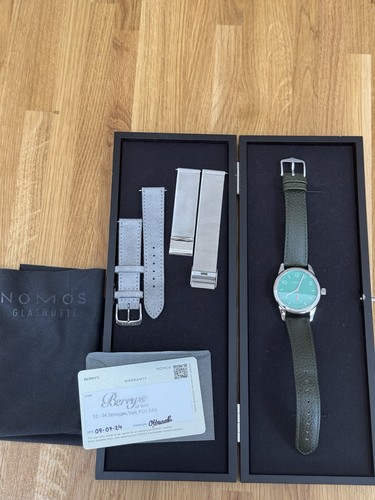 Nomos glashutte club campus - nomos,