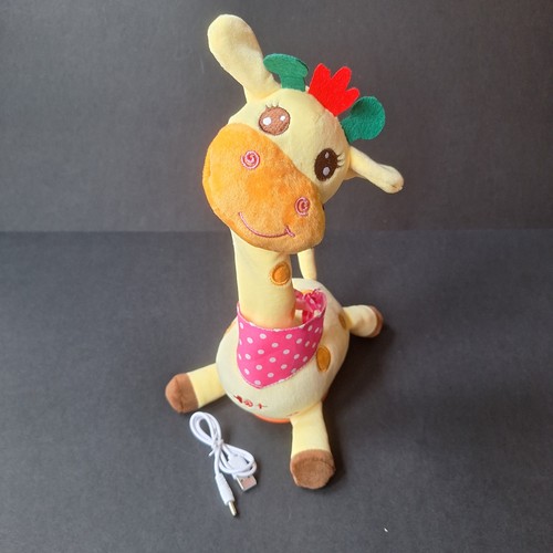 Kids dancing singing giraffe - dancing,