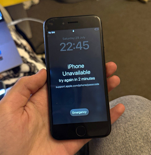 Apple iphone 64gb - apple, black