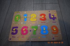 Number wooden peg game BBC CBeebies 1 to 10