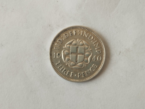Silver three pence 1940 - silver,