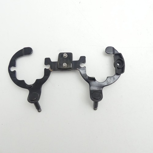 Kawasaki 750 bracket - 750, b