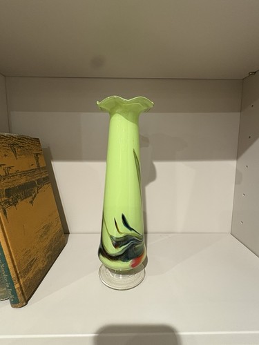 Vintage dalien glass vase - vintage,