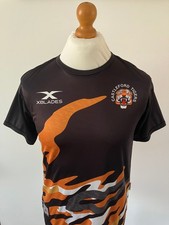 SMALL CASTLEFORD TIGERS OFFICIAL XBLADES SHIRT