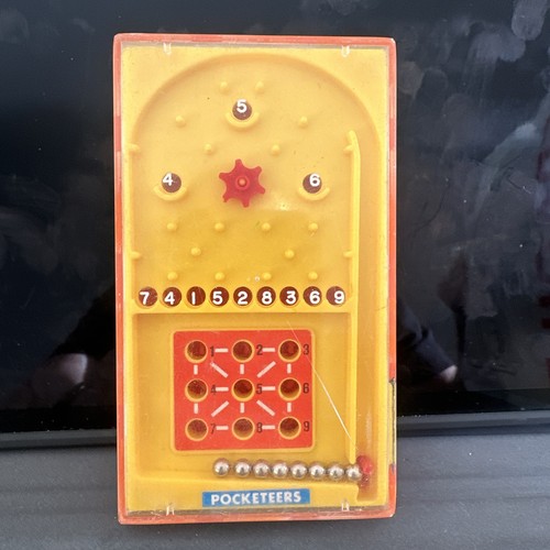 Retro tomy pocketeers pinball - retro,