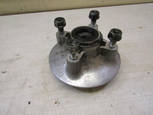 Rear hub crown door - rear,