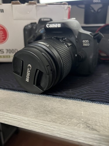 Canon eos 700d 0mp digital - canon,