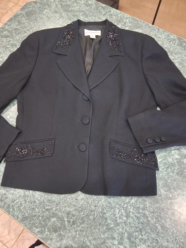 Liz claiborne collection - liz,