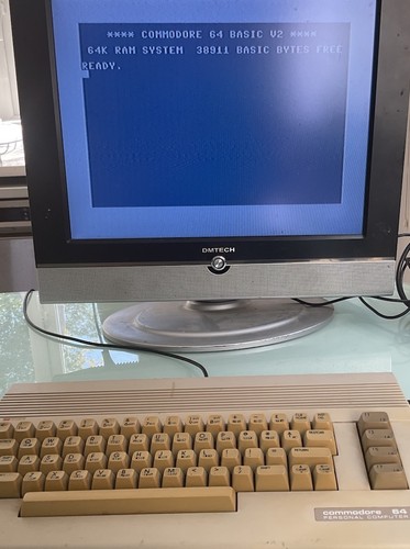 Commodore 64c computer - 64c,
