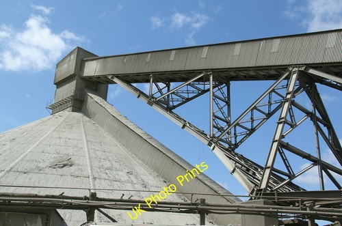 Photo 6x4 hanson - hanson, cement