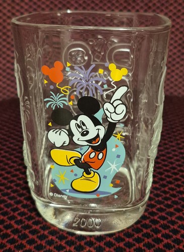 Donalds 2000 disney - disney, magic