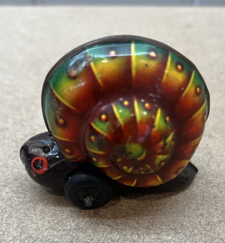 Vintage tin snail friction - tin,