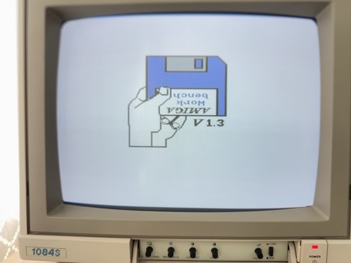 Commodore vintage 1084s - commodore,