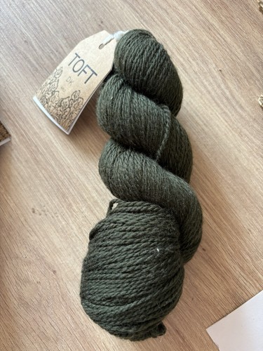 Toft double knit wool kale - double,