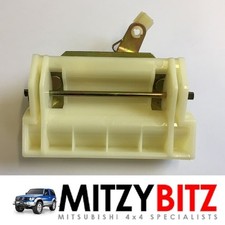 Rear Boot Door Tailgate Outer Handle for Mitsubishi PAJERO SHOGUN V68W MK3 3.2T