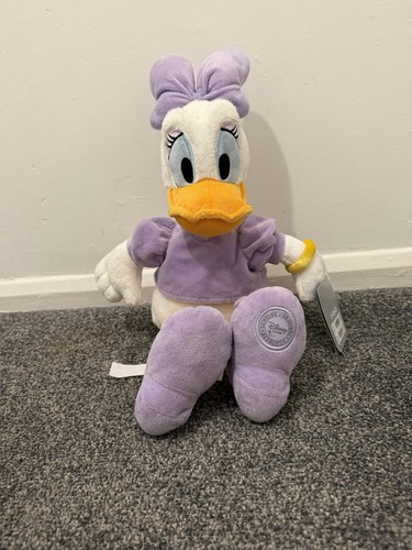 Disney store daisy - disney,