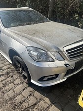 Breaking Parts Mercedes E