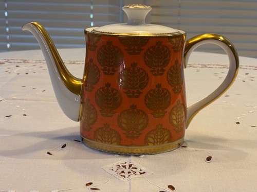 Royal crown derby bristol - crown,