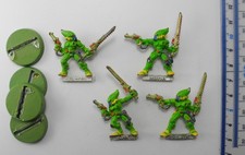 4 ELDAR STRIKING SCORPIONS