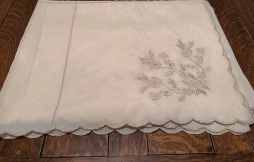 Large vintage embroidered - large,