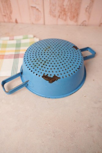 Vintage blue enamel - blue, colander