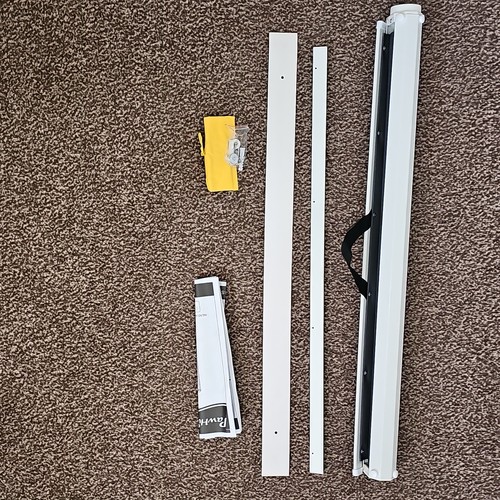 Retractable pet dog gate - retractable,