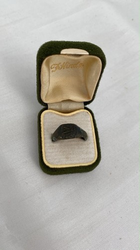 Medieval bronze ring - bronze,