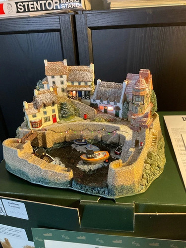 Lilliput lane yuletide - lane,