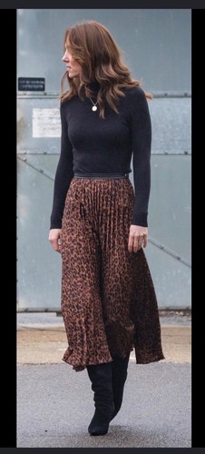 Zara satin pleated skirt - ,