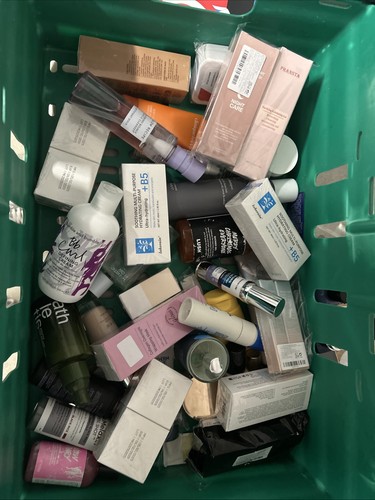 Beauty bundle items - bundle, (see