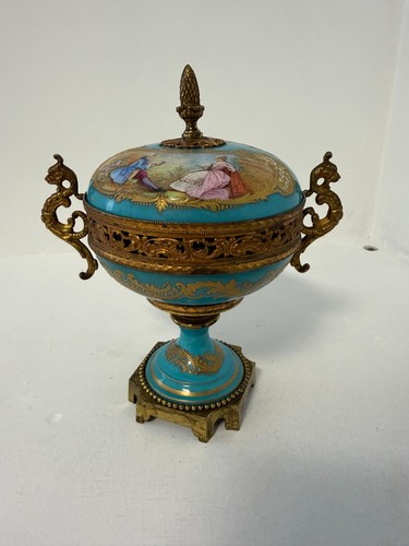 Sevres mark porcelain - sevres, urn
