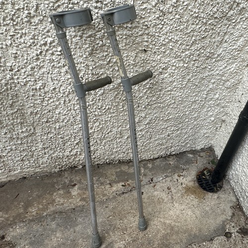 Grey adult forearm crutches - grey,