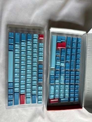 Dye sublimation pbt - pbt, keycaps