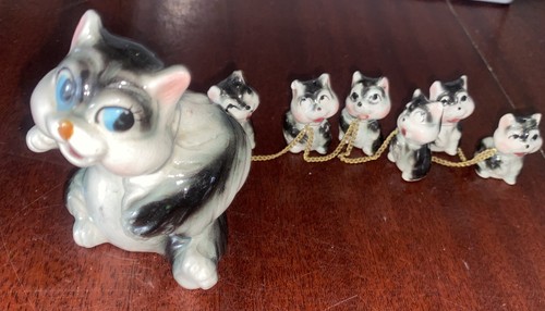 Vintage mother cat kittens - vintage,