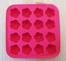 IKEA PLASTIS WATER ICE CUBE TRAY (RED)
