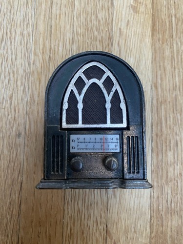 Vintage die cast - die, play