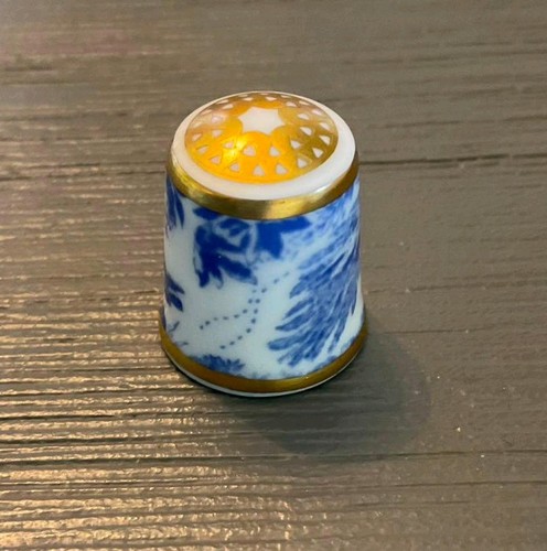 Royal crown derby - royal,