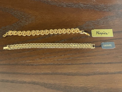 Napier trifari gold tone - napier,