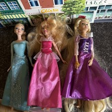 3 Disney Frozen Dolls