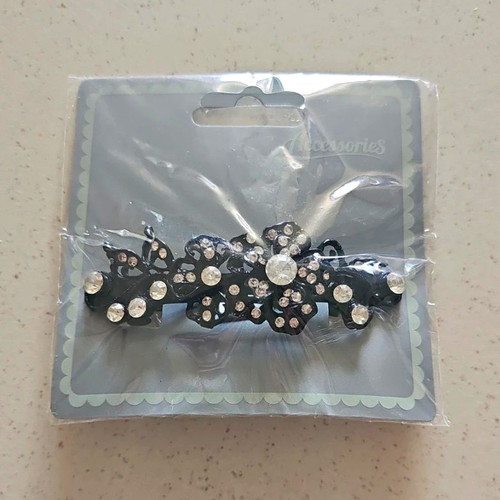 Black metal flower hair clip - black,