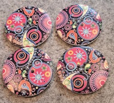4 Wooden Round patterned