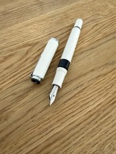 Pelikan M205 Fine Nib Fountain