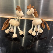 ANIMALZ POSEABLE WOODEN HORSE