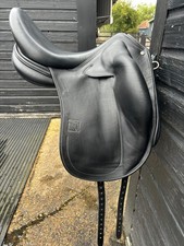 Childeric DPL Pony dressage Saddle 17.5”