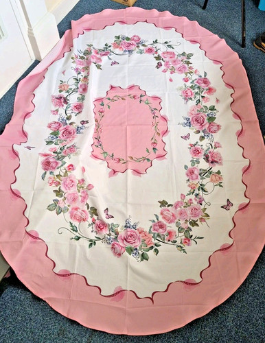 Large oval pink tablecloth - large,