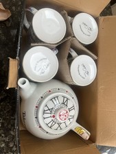 Alice In Wonderland Tea Set Teapot 4 Large Mugs Designed By Paul Cardew