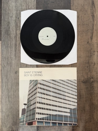 Saint etienne boy is crying - -,