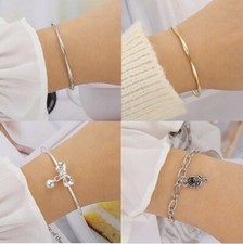 Assorted bangles Gold or