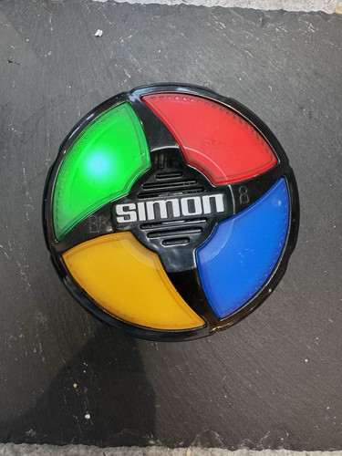 Hasbro simon micro mini travel - hasbro,